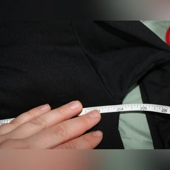 🐱 Unbranded Sweater - Picture 4 of 4